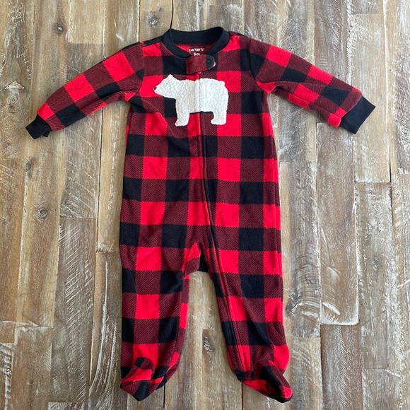 Carters 6 month Buffalo plaid sleeper EUC - Picture 1 of 1